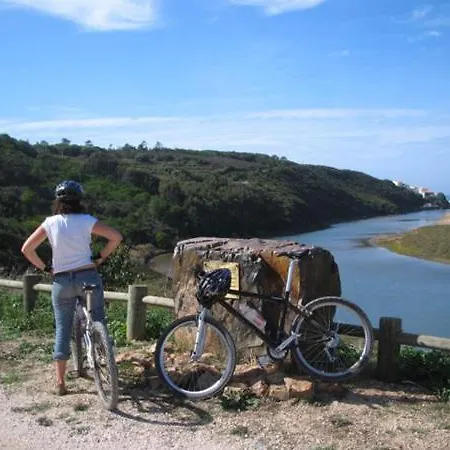 Ferienhaus Casinha Ninho Da Mae Rogil